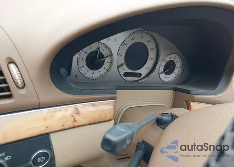 2008 Mercedes-Benz E 350 из США, поврежденный, VIN WDBUF56X48B195049